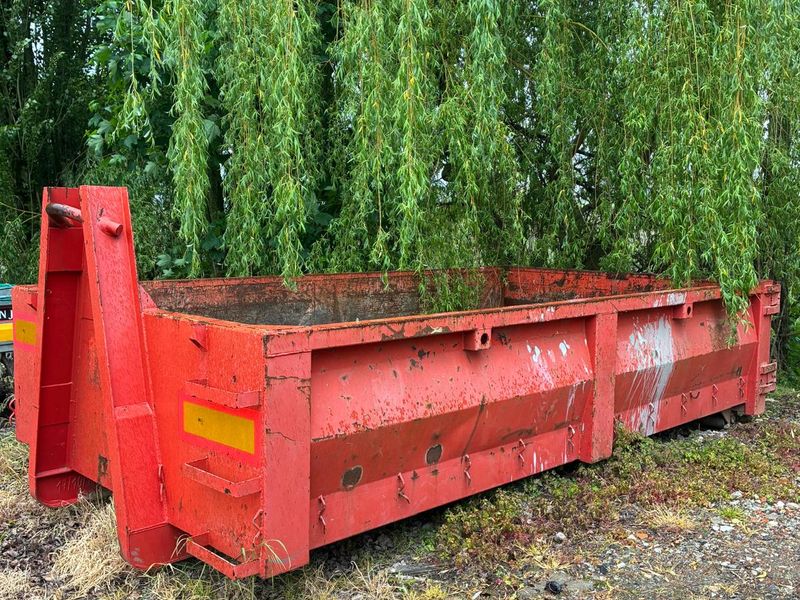 Container